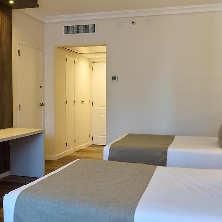 Dazzler By Wyndham Buenos Aires San Martin Hotel ภายนอก รูปภาพ