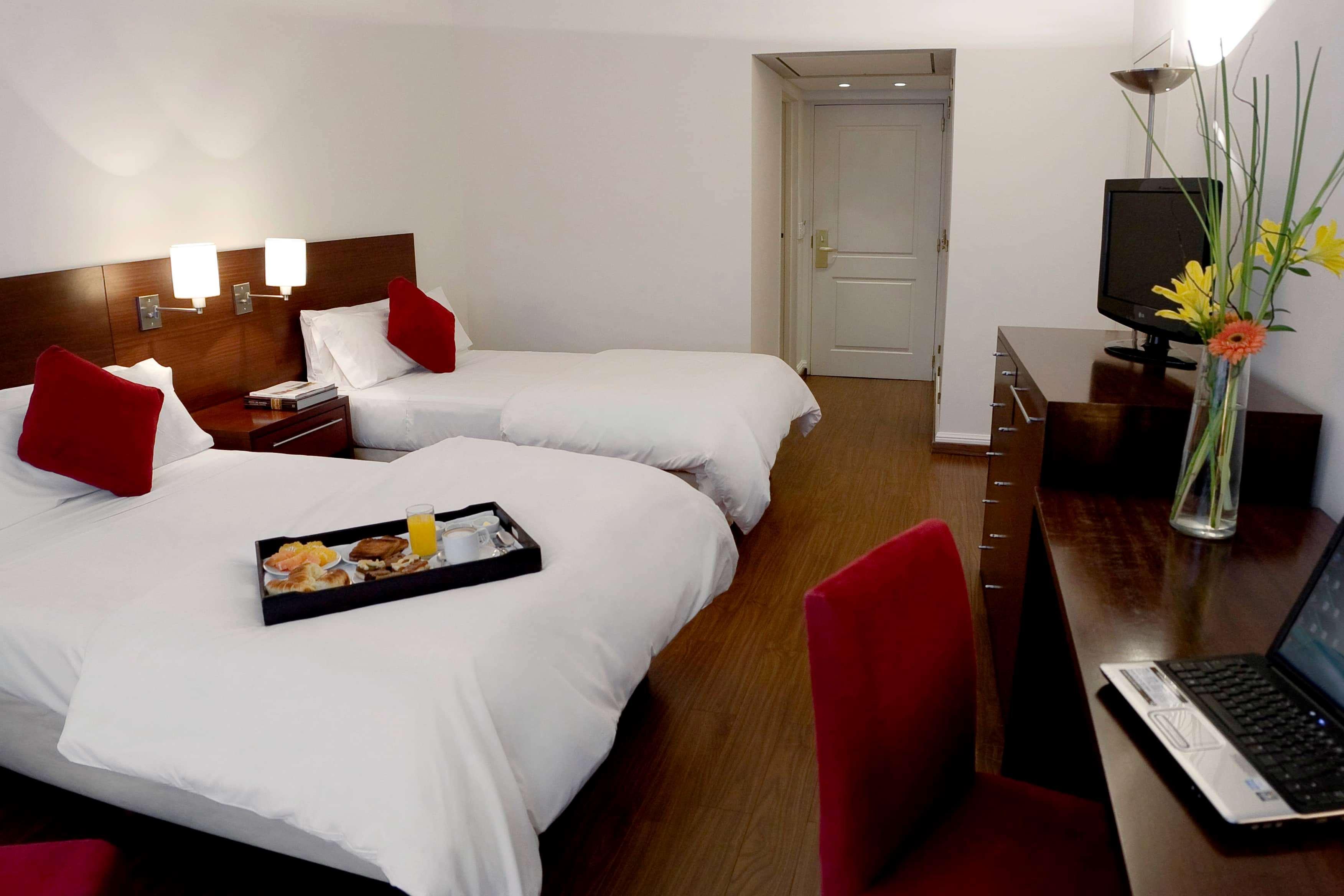 Dazzler By Wyndham Buenos Aires San Martin Hotel ภายนอก รูปภาพ