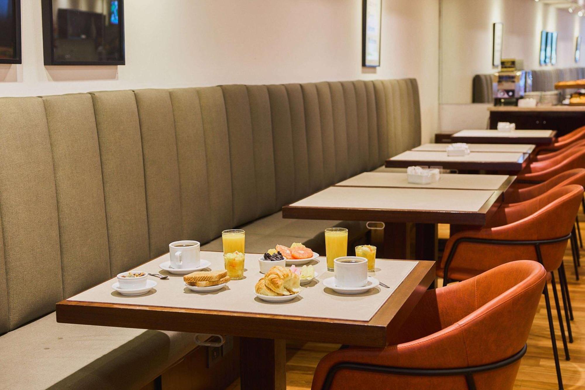 Dazzler By Wyndham Buenos Aires San Martin Hotel ภายนอก รูปภาพ