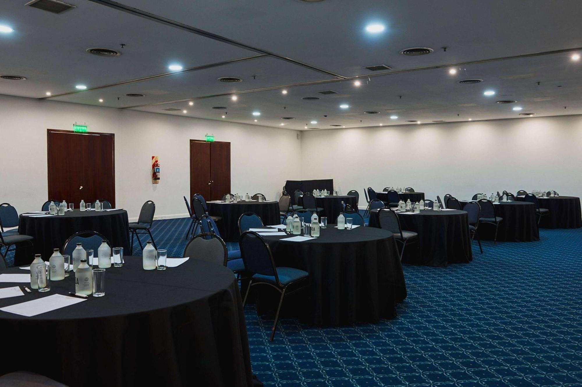 Dazzler By Wyndham Buenos Aires San Martin Hotel ภายนอก รูปภาพ