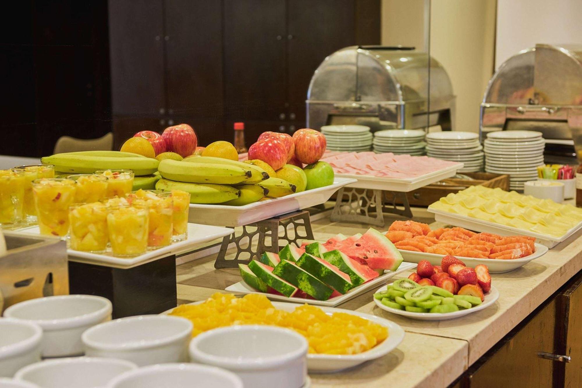 Dazzler By Wyndham Buenos Aires San Martin Hotel ภายนอก รูปภาพ