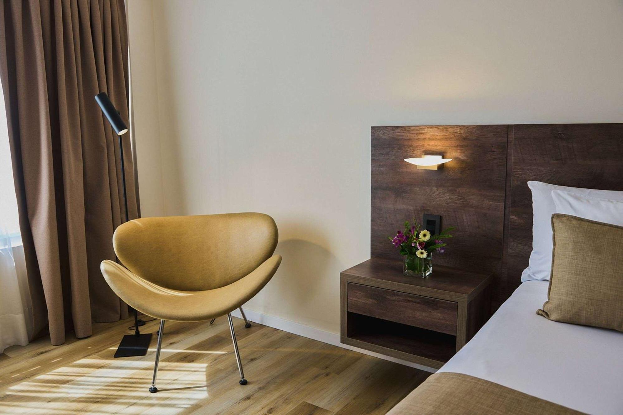 Dazzler By Wyndham Buenos Aires San Martin Hotel ภายนอก รูปภาพ