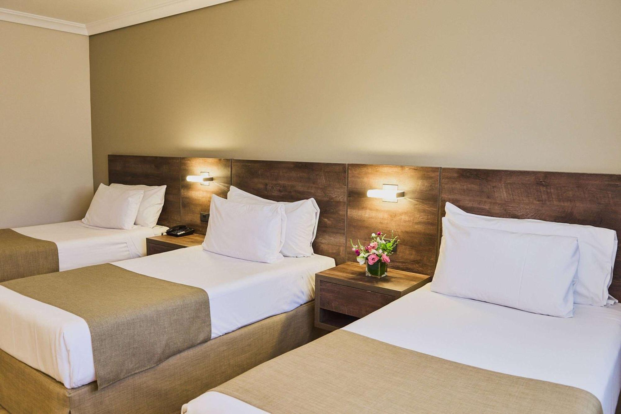 Dazzler By Wyndham Buenos Aires San Martin Hotel ภายนอก รูปภาพ