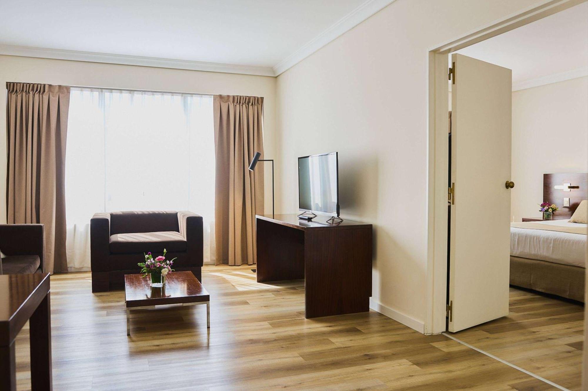 Dazzler By Wyndham Buenos Aires San Martin Hotel ภายนอก รูปภาพ